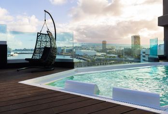 Hotel, Hotel Puerto de la Luz