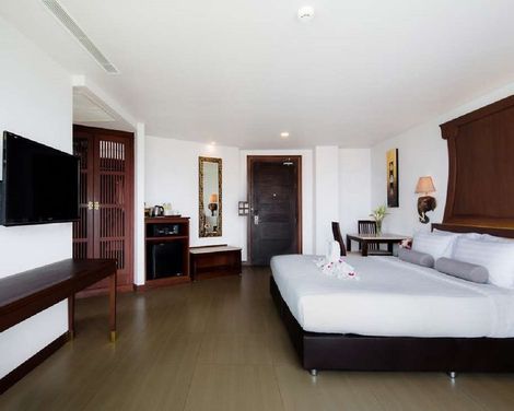 Aiyara Grand-4
