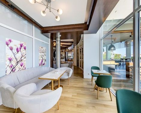 Effect Grand Victoria Hotel-3