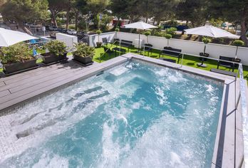 Hotel, Hotel GHT Sa Riera