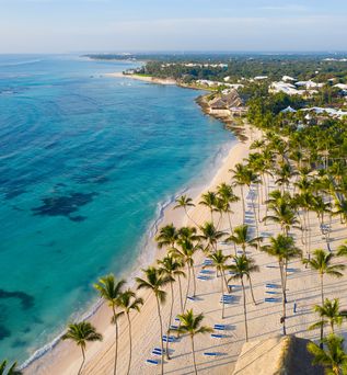 Palmengesäumter Strand in Punta Cana