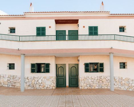 Apartamentos Moon Dreams Cabo de Baños-3