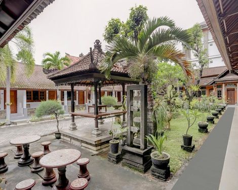 Super OYO 3261 Hotel Ratu-2