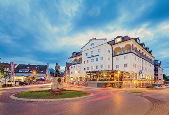 Hotel, Luitpoldpark-Hotel