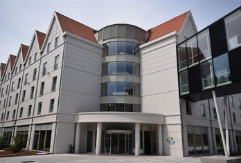 Hotel, Hotel Velotel