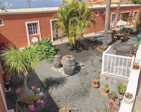 Apartamentos La Barranquera-1