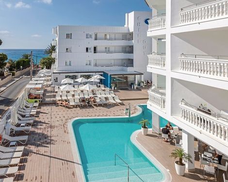 Hotel Triton Beach-1