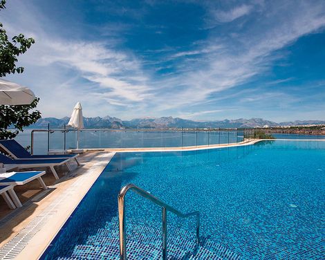 Ramada Plaza by Wyndham Antalya-2