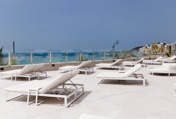 Hotel, Hotel Cristina by Tigotan