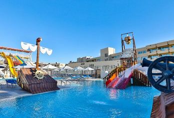 Amarina Abu Soma Resort & Aquapark