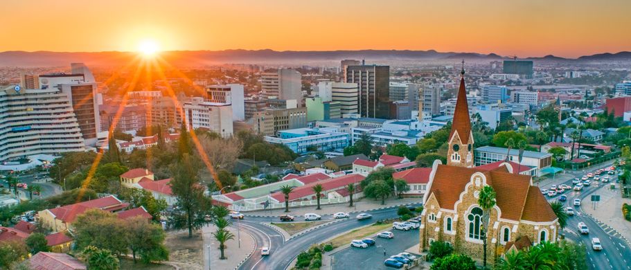 Sonnenuntergang über der Hauptstadt Windhoek