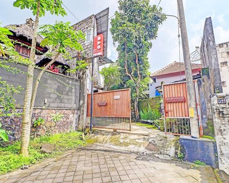 Gusti Residence by OYO Rooms-3