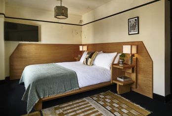 Hotel, Freehand New York