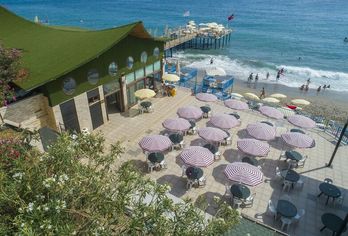 Hotel, Beach Club Doganay