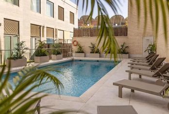 Hotel, Hotel ILUNION Valencia 4