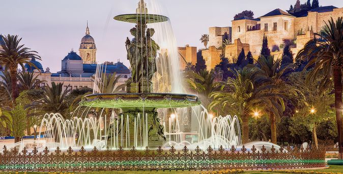 Malaga Blick auf Brunnen