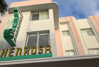 Hotel, Henrosa Hotel 