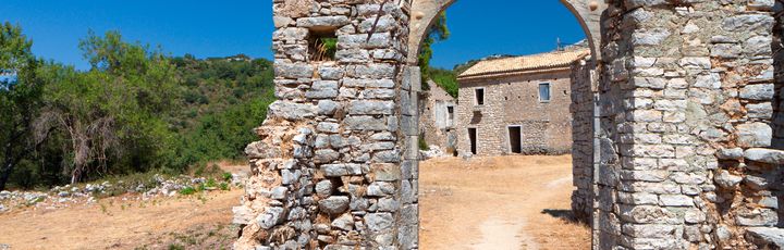 Bergdorf Palea Perothea