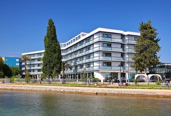 Hotel, Hotel Ilirija