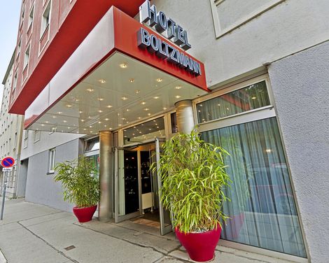 Hotel Boltzmann-0
