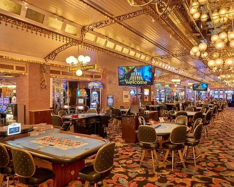 Four Queens Casino & Hotel-1