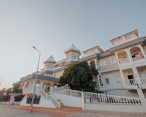 Viking Garden Hotel & Spa-2