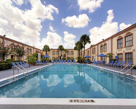 La Quinta Inn by Wyndham Orlando International Drive North-2