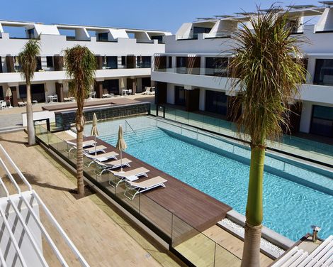 Esmeralda Cotillo Homes by LIVVO-2