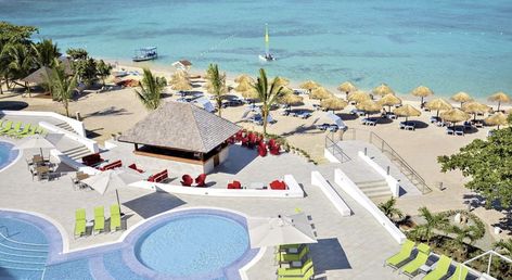 Grand Decameron Cornwall Beach, A Trademark All Inclusive