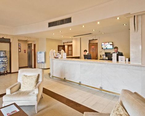 Golden Tulip Porto Gaia Hotel & Spa-1