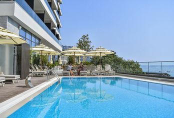 Hotel, Hotel Katamare