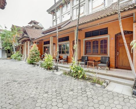 Super OYO 3261 Hotel Ratu-0