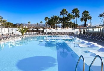 Hotel, HL Miraflor Suites Hotel