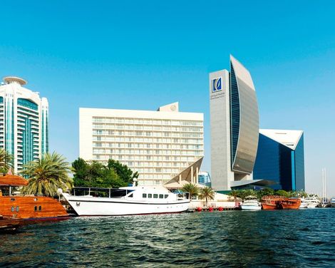 Sheraton Dubai Creek Hotel & Towers-3