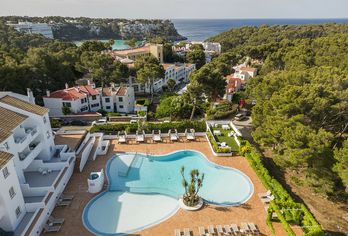 Hotel, Hotel ILUNION Menorca