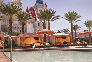 Hotel, Excalibur Hotel & Casino
