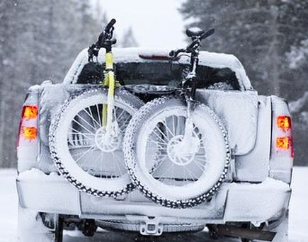 Rundreisen Kanada Auto im Schnee