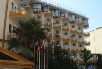 Monte Carlo Hotel