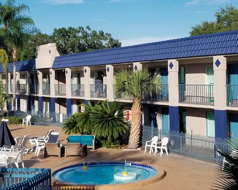 Clarion Inn & Suites-1