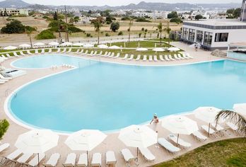 Hotel, Evita Resort Hotel