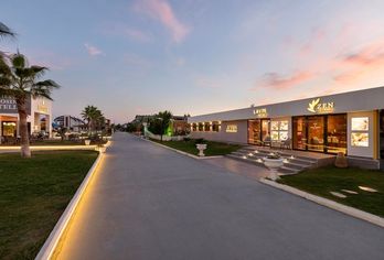 Hotel, Hotella Resort & Spa