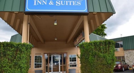 Rodeway Inn & Suites