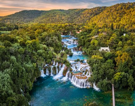 Kroatien Städte Urlaub Wasserfälle im Krka Nationalpark