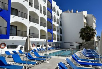 Hotel, Hotel Perla Marina