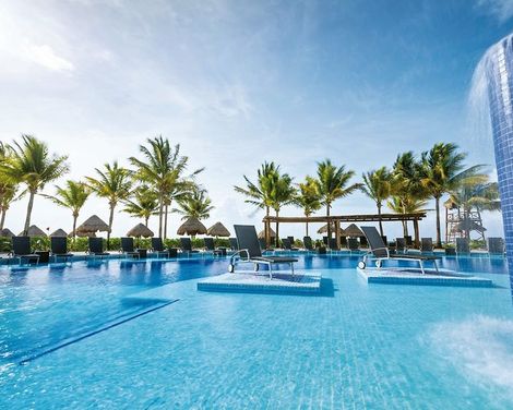 BlueBay Grand Esmeralda-3