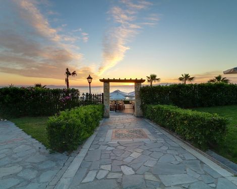 Aegean Melathron Thalasso Spa Hotel-4