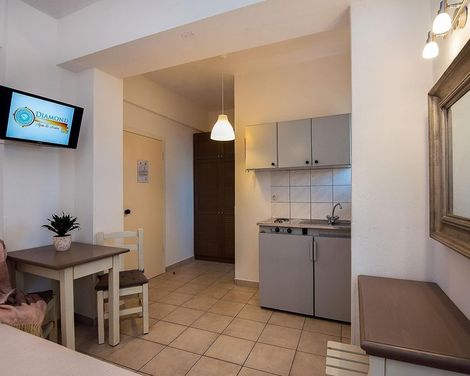 Diamond Apartments & Suites-3