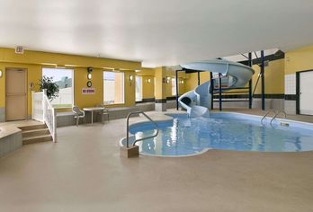 Hotel, Days Inn by Wyndham Hinton