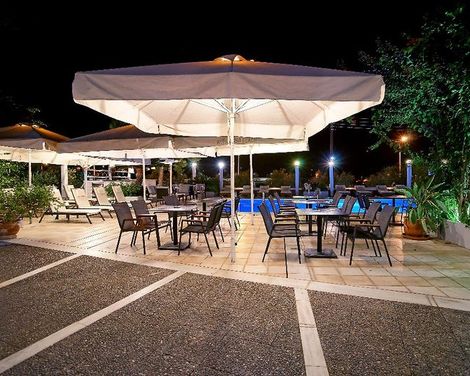 Kyparissia Beach Hotel-3