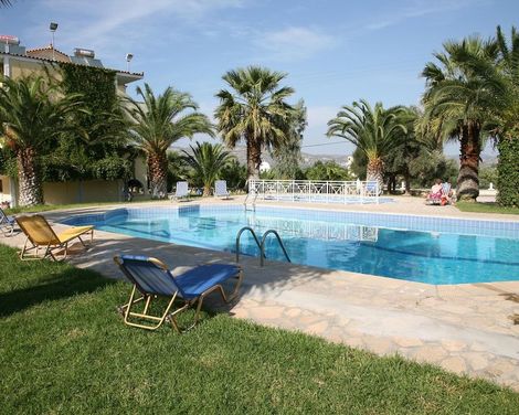 Zeus Studios & Apartments-2